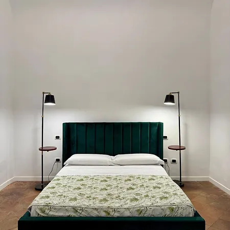 דירה Holiday Houses Napoli נאפולי