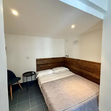 Holiday Houses Napoli * Naples