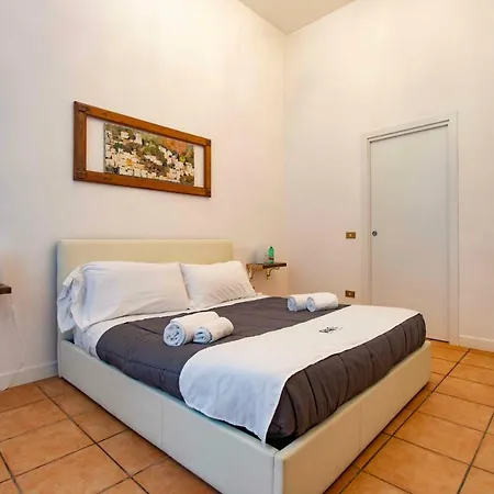 Holiday Houses Napoli Apartment
