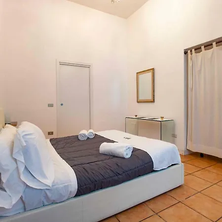 Holiday Houses Napoli ナポリ