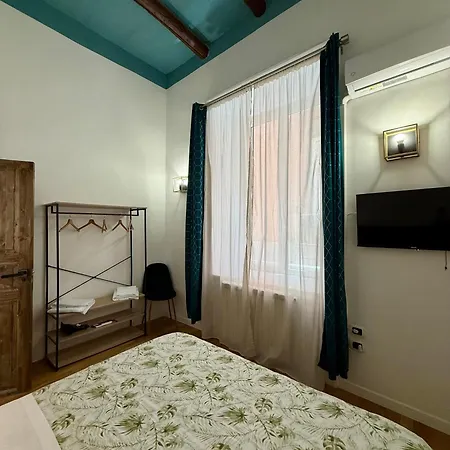 Holiday Houses Napoli Neapel