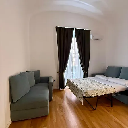 Holiday Houses Napoli Neapel